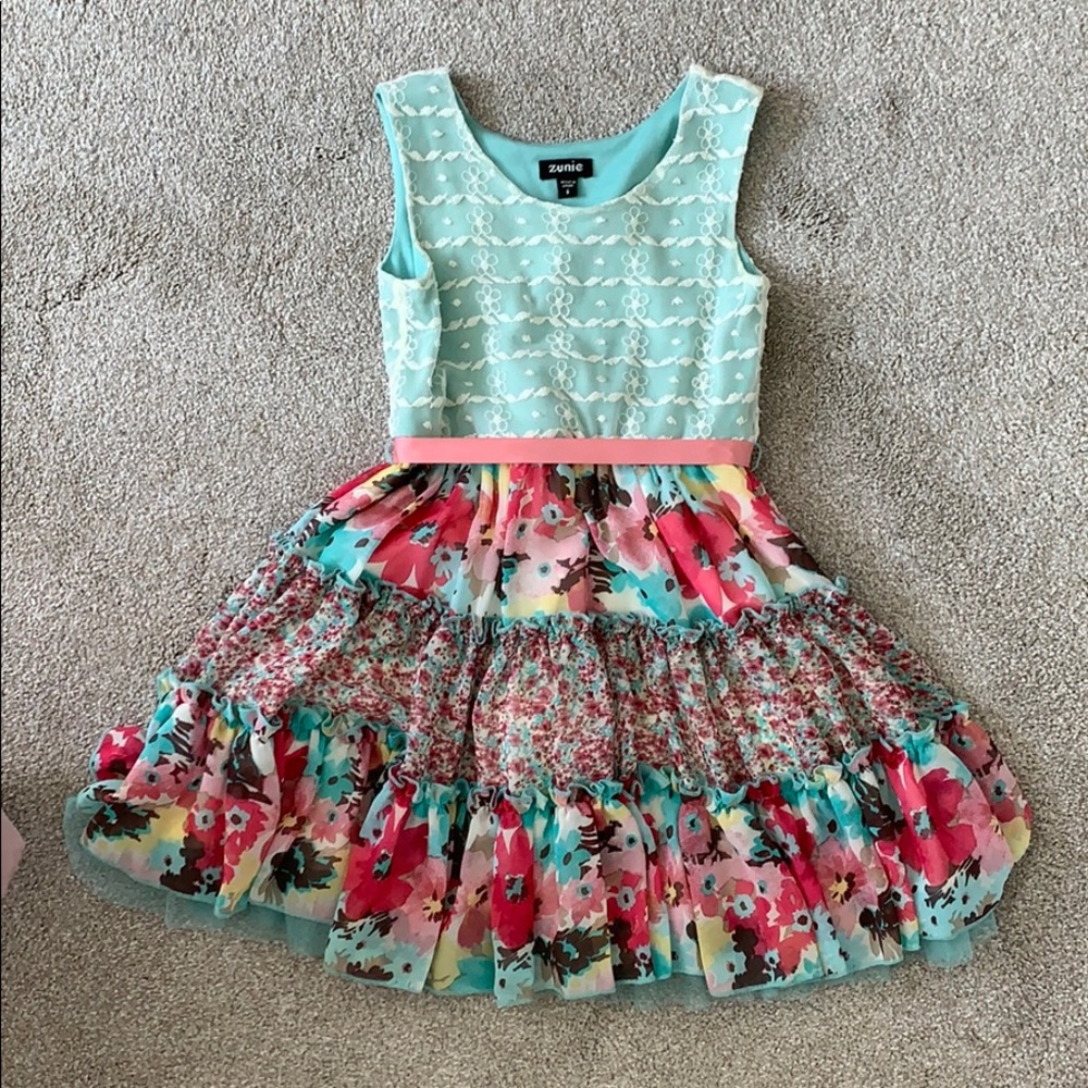 Girls dress